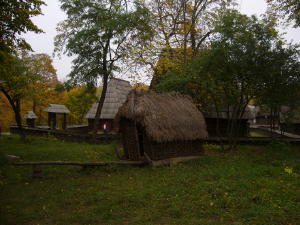 Sled for dispersing hay