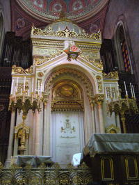 Altar of Great Synagogue