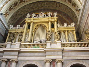 Organ in Basilica